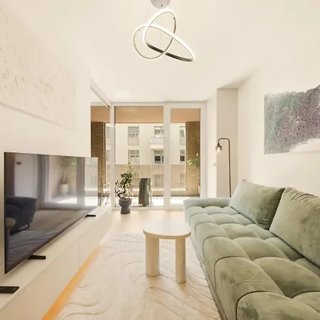 Apartment Designer In The Heart Of Pressburg