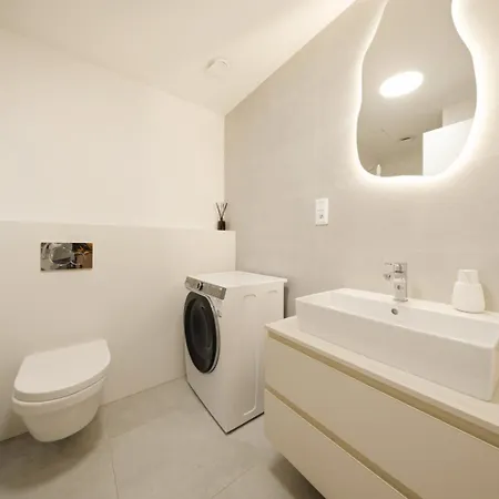 Apartment Designer In The Heart Of